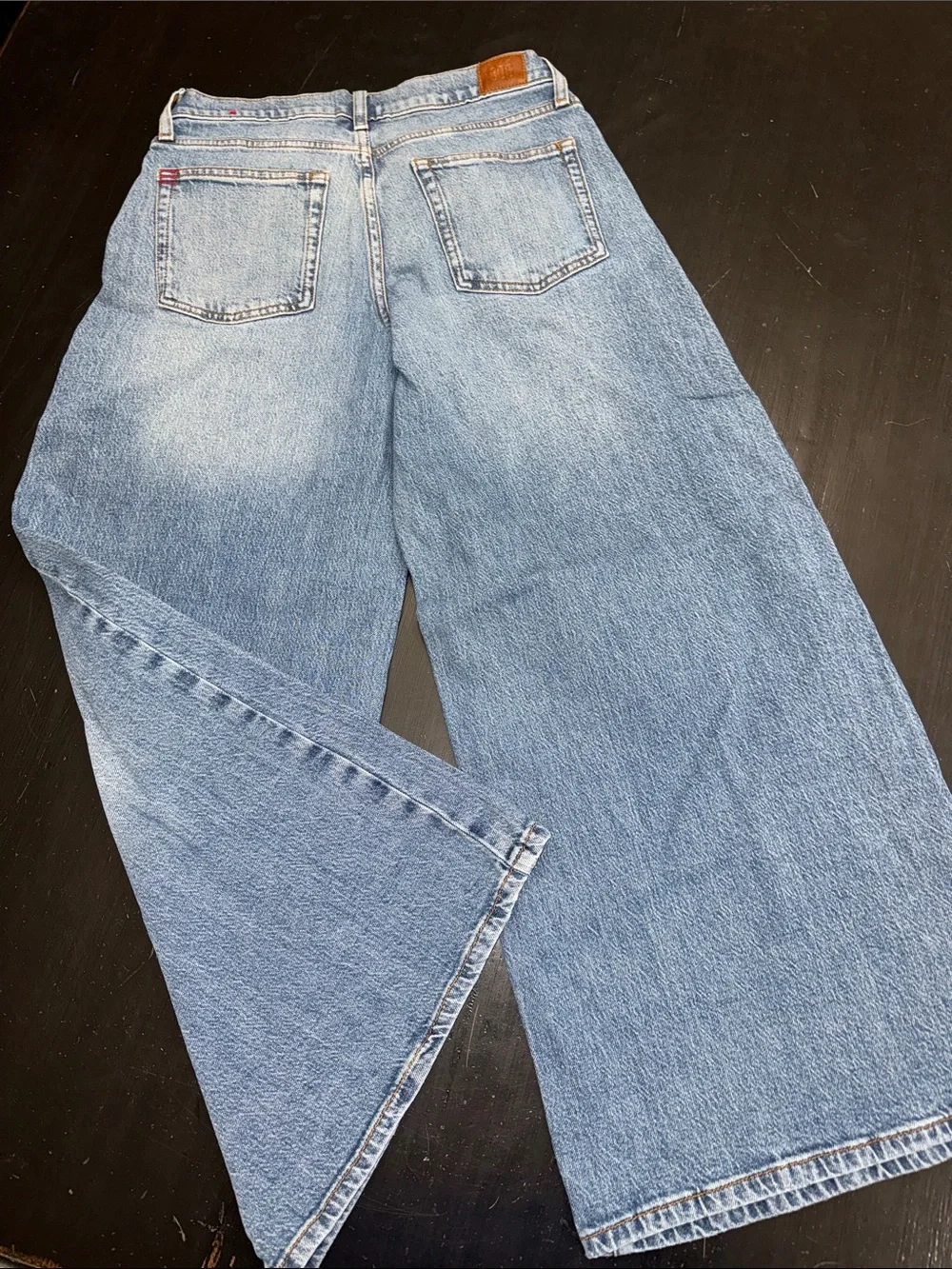 urban outfitters BDG joey mid rise wide leg jeans. size 26. great used condition - Picture 6 of 12